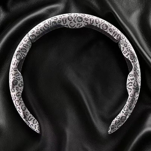9D Segmented Leopard Print Microfiber PU Steering Wheel Cover Anti-Slip Universal - BoLanAutoAccessories