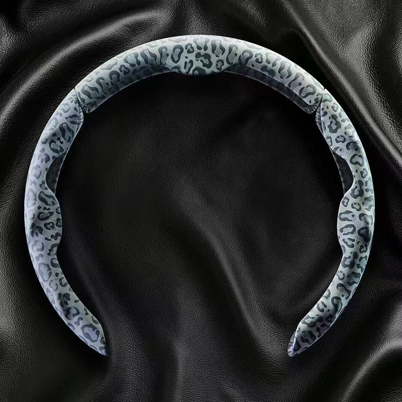 9D Segmented Leopard Print Microfiber PU Steering Wheel Cover Anti-Slip Universal - BoLanAutoAccessories